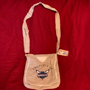 NBA Hornets Littlearth purse NWT